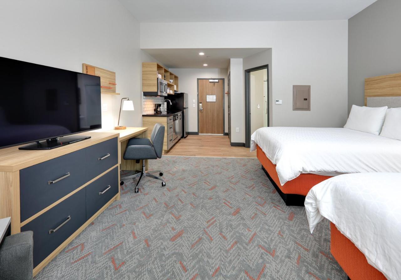 แคนเดิลวูด สวีท ดีเอฟดับเบิลยู เวสต์ เฮิสต์ Hotel เฮิร์ส ภายนอก รูปภาพ